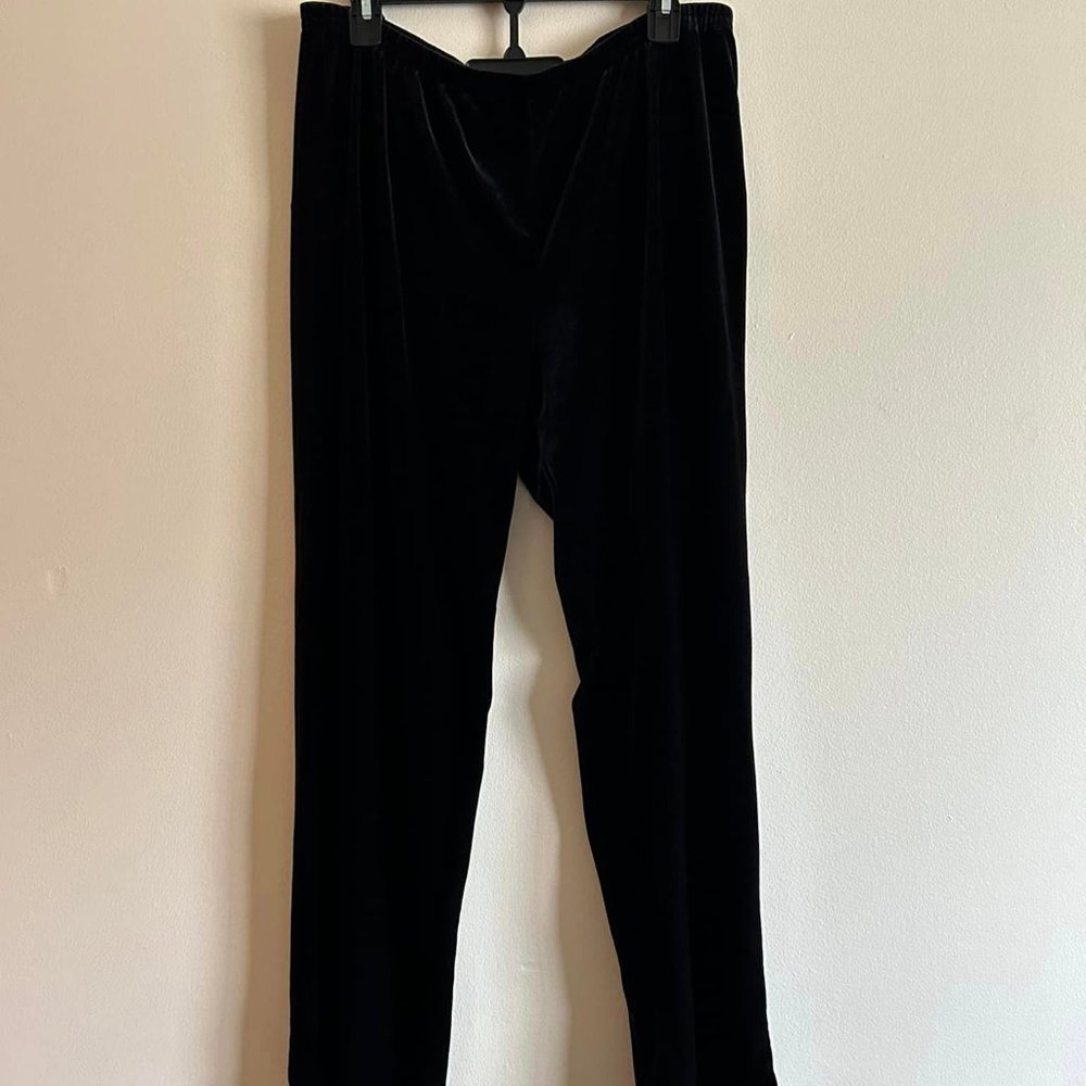 Size 18 Black Elastic Waist Pull On Velour Slacks by Always Caroline